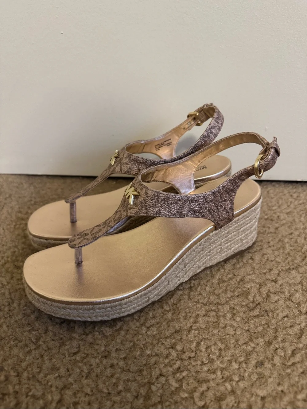 MICHAEL Michael Kors Laney Thong Espadrille Jute Wedge Sandals Rose Gold 7.5